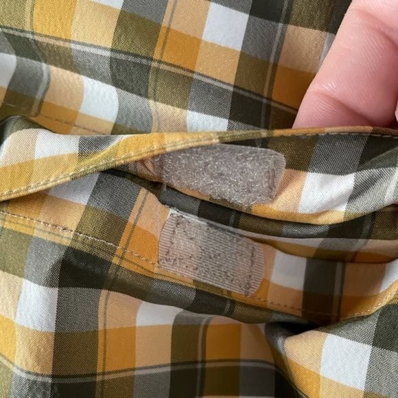 REI Men’s Yellow Plaid Outdoor Shirt Vented M - Picture 4 of 11